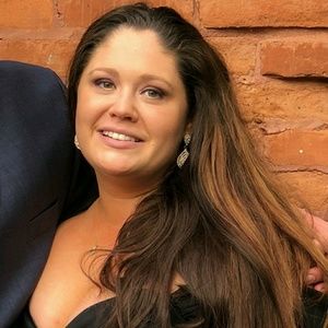 Meet your Posher, Cristina